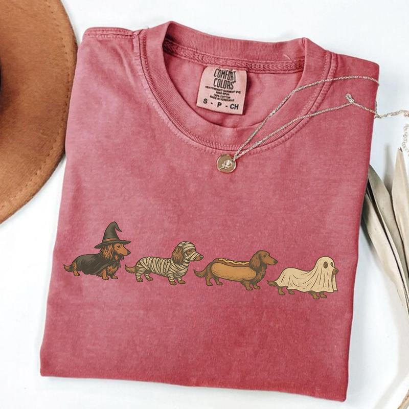 Comfort Colors Vintage Art Style Dachshund T-Shirt, Halloween Costume Tee, Gift for Weenie Dog Owners Unisex Garment-Dyed Doxie Halloween