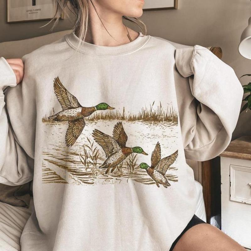 Vintage Mallard Duck Sweatshirt/Hoodie/T-shirt – Retro Wildlife Nature Graphic Crewneck