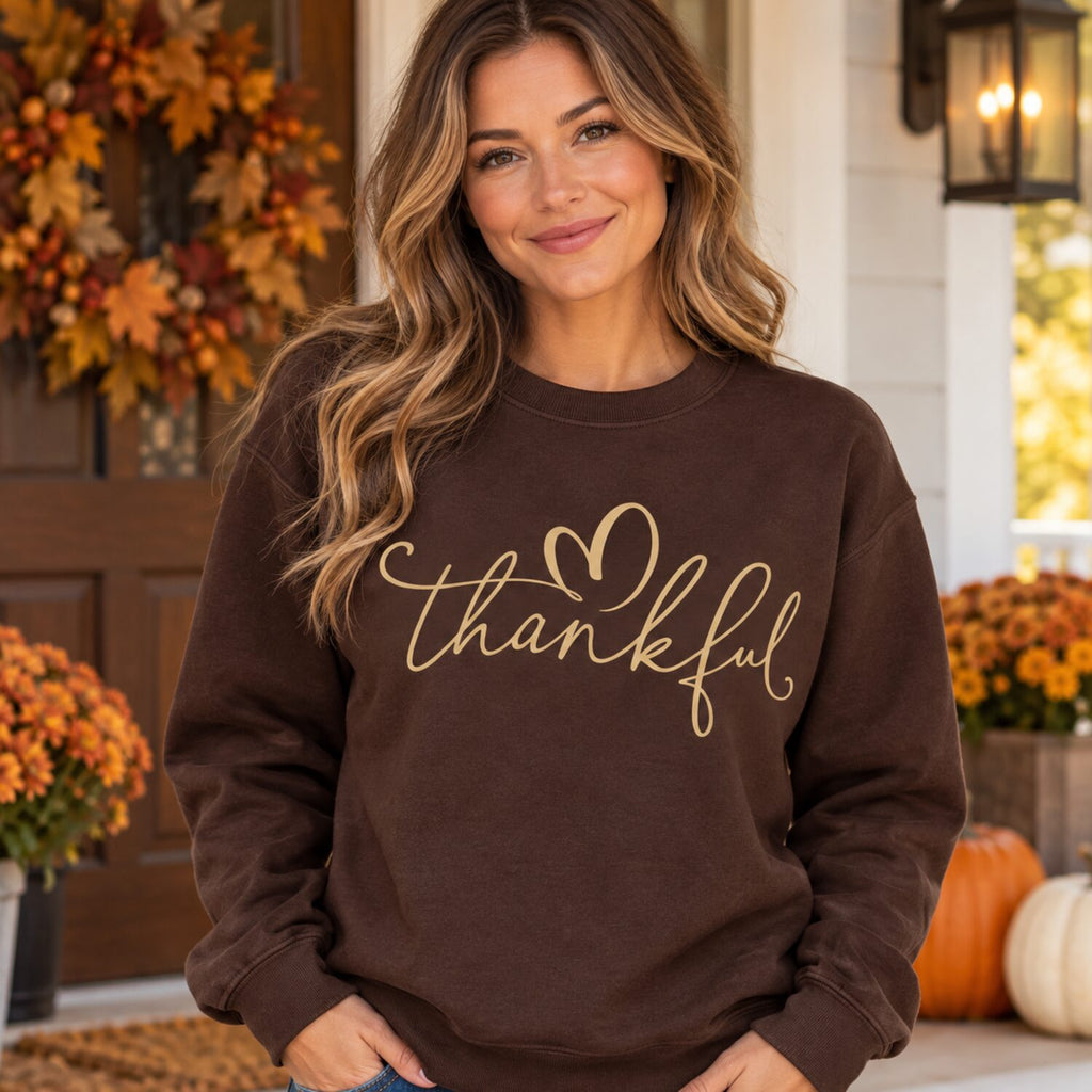 Thankful Sweatshirt/Hoodie/T-Shirt – Minimalist Script Heart Graphic Crewneck, Cozy Fall Thanksgiving Pullover