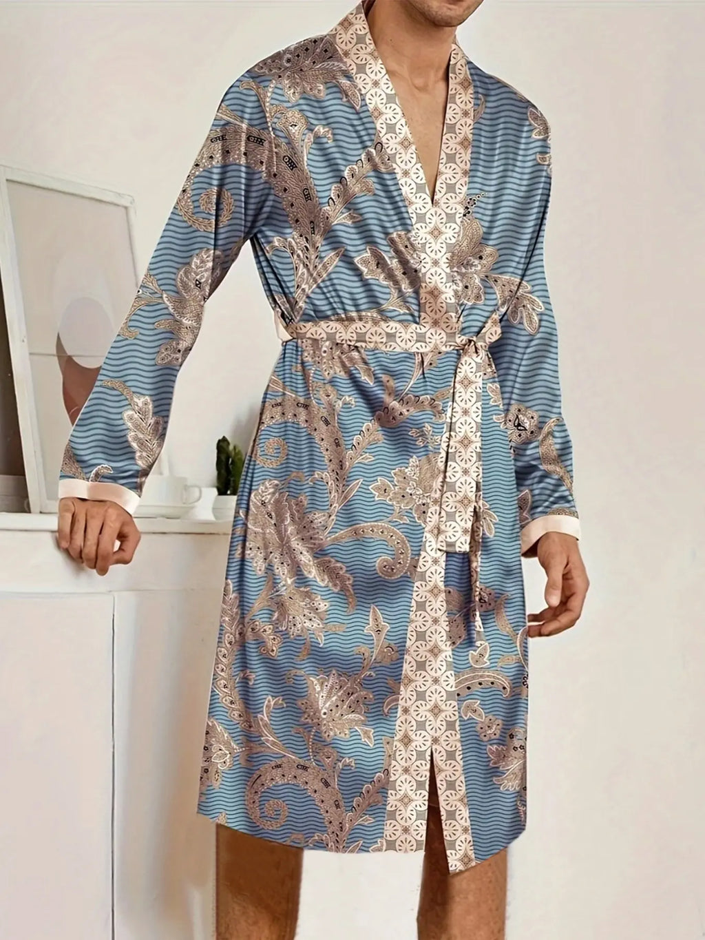Men’s 2-Piece Printed Robe & Shorts Set – Relaxed Fit Luxury Loungewear