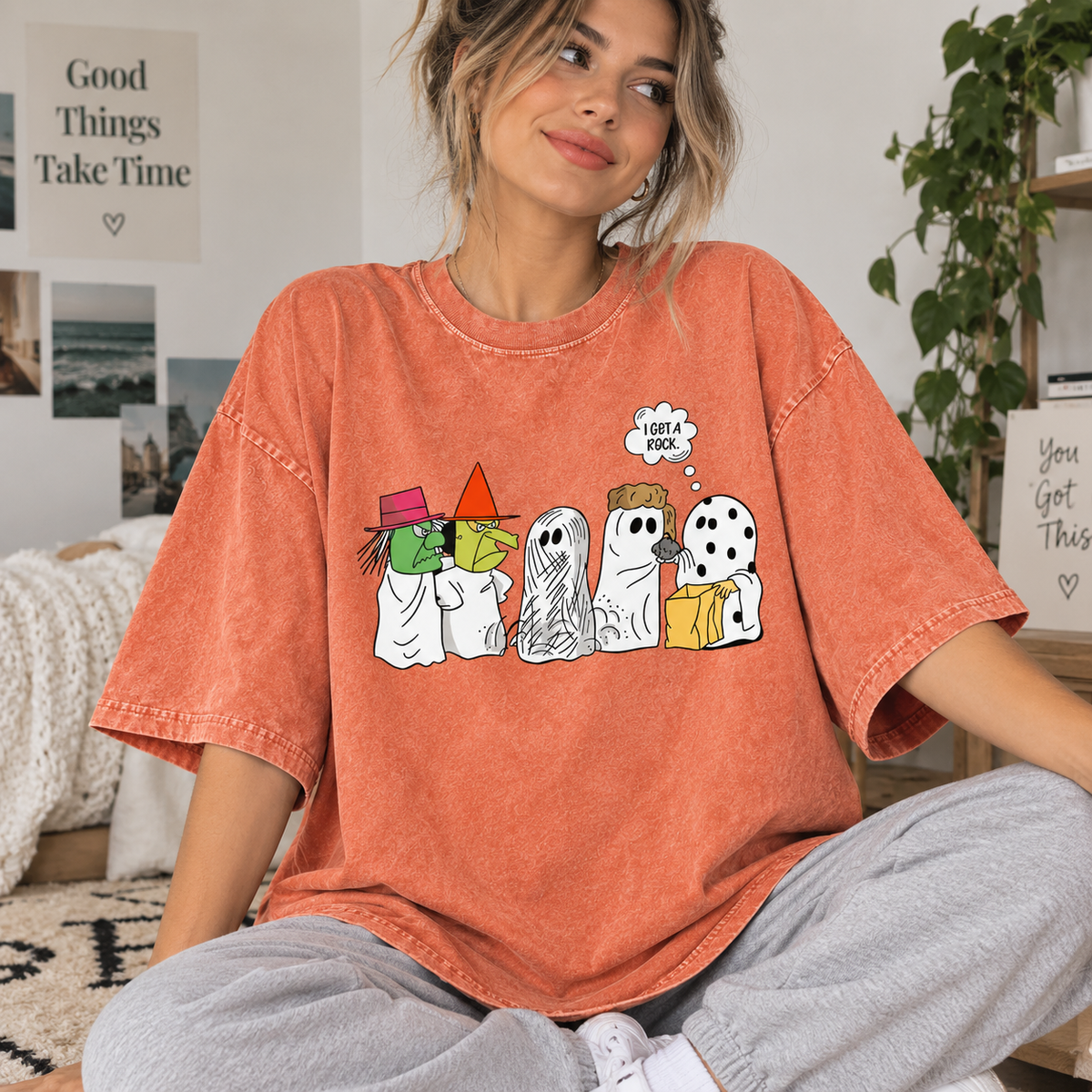 I Got a Rock Halloween Shirt/Sweatshirt/Hoodie – Funny Ghost Costume Retro Graphic Tee