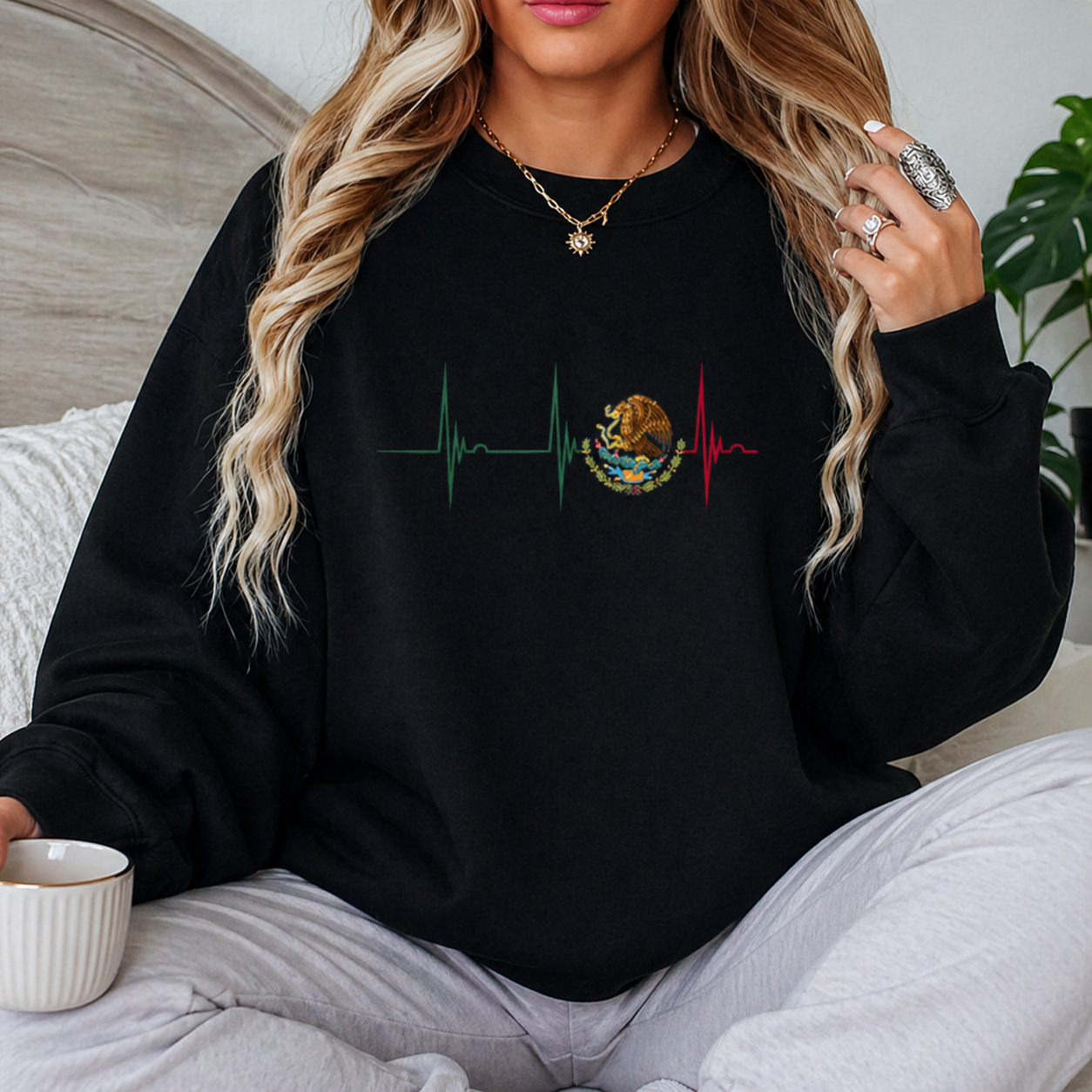 My Heart Beats for Mexico 🇲🇽 – Mexican Pride Graphic T-Shirt/Sweatshirt/Hoodie