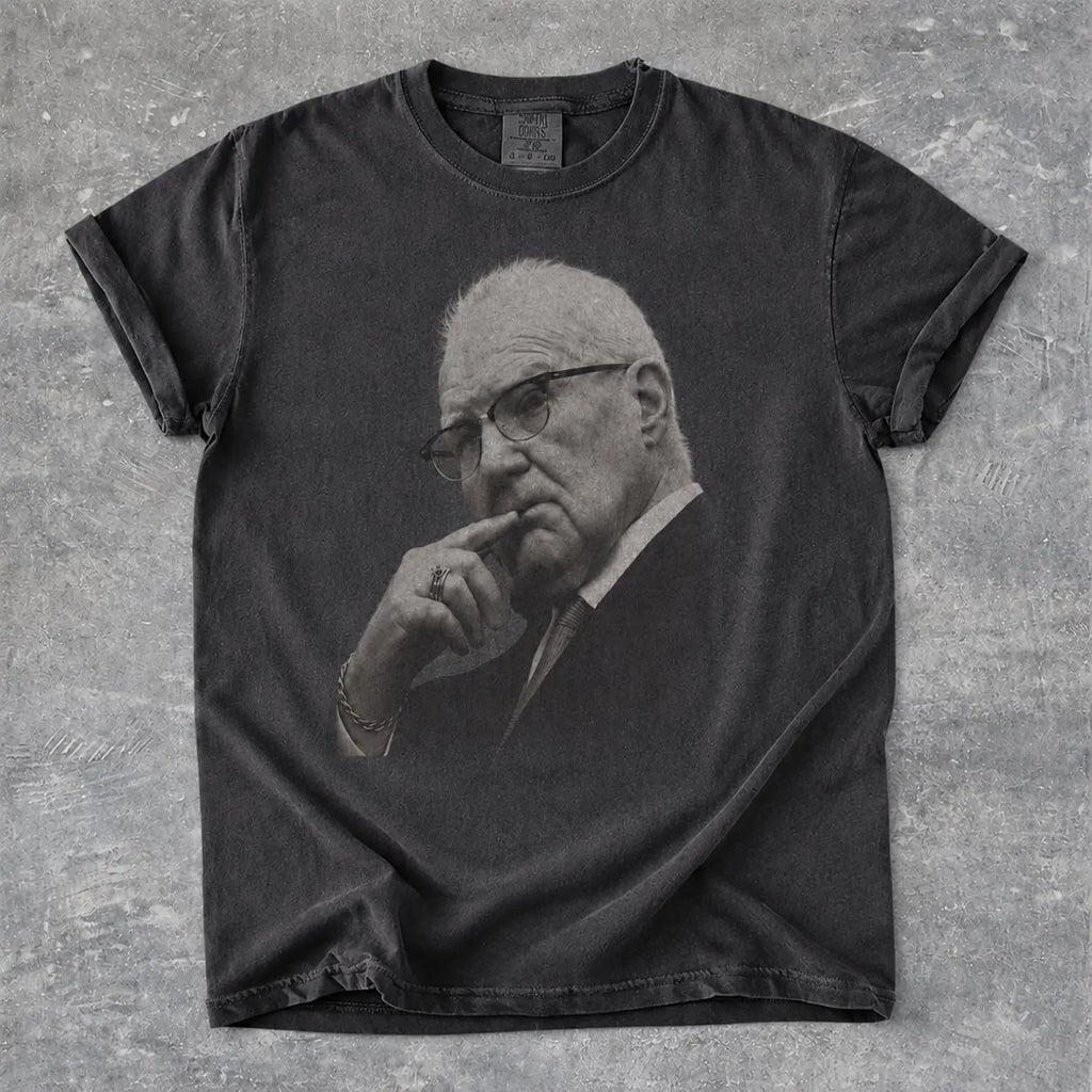 Kevin Reddington Vintage Monochrome Portrait Tee – Washed Black Retro Photo Graphic T-Shirt/Sweatshirt/Hoodie
