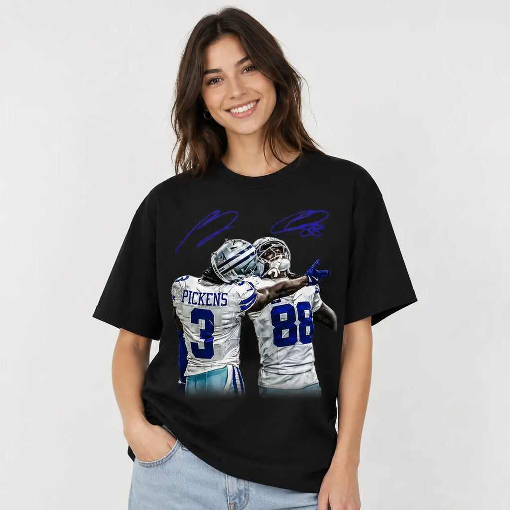 Vintage Close-Up NFL Football Athlete Signature Graphic Unisex T-Shirt/Sweatshirt/Hoodie | Great Gift For Sports Fans