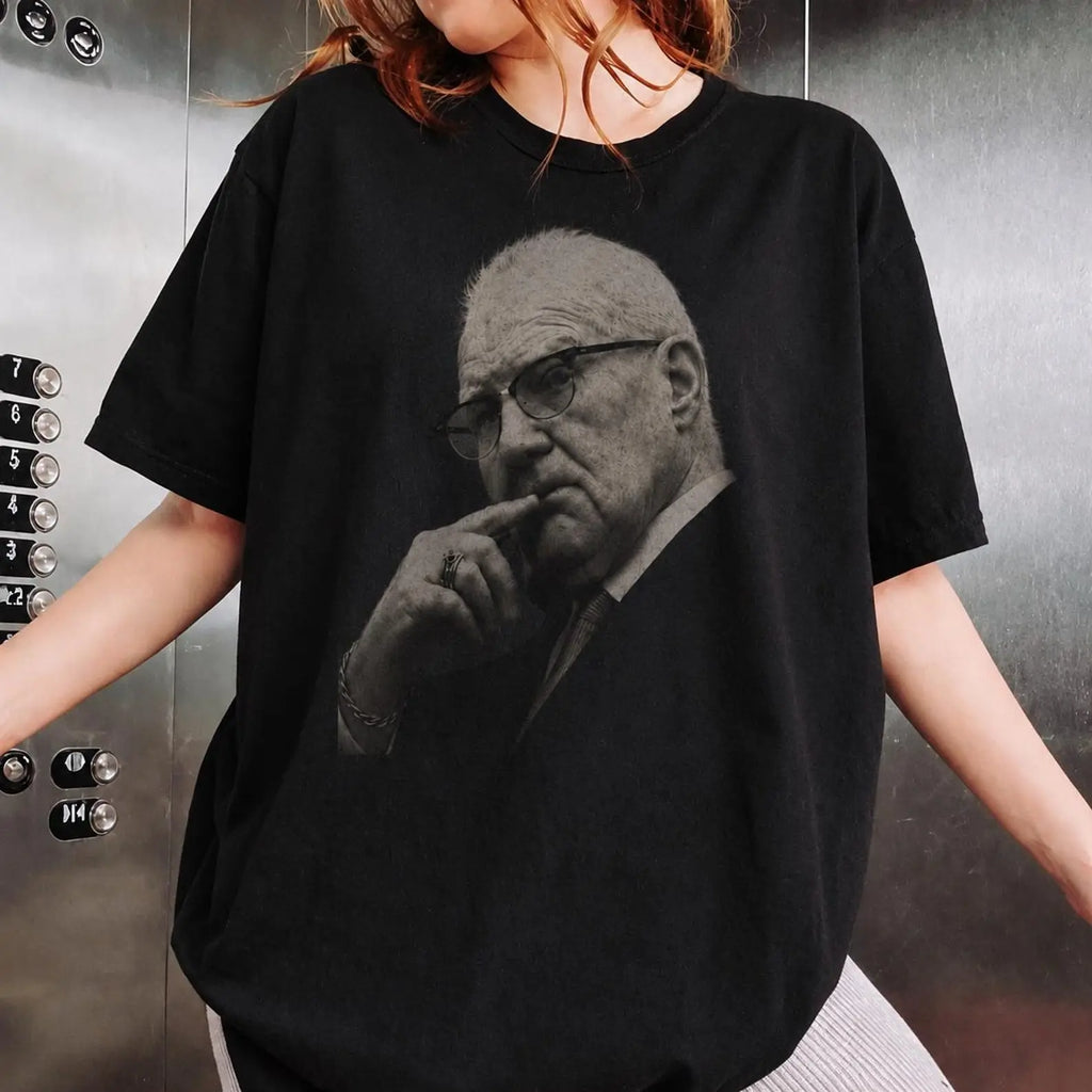 Kevin Reddington Vintage Monochrome Portrait Tee – Washed Black Retro Photo Graphic T-Shirt/Sweatshirt/Hoodie
