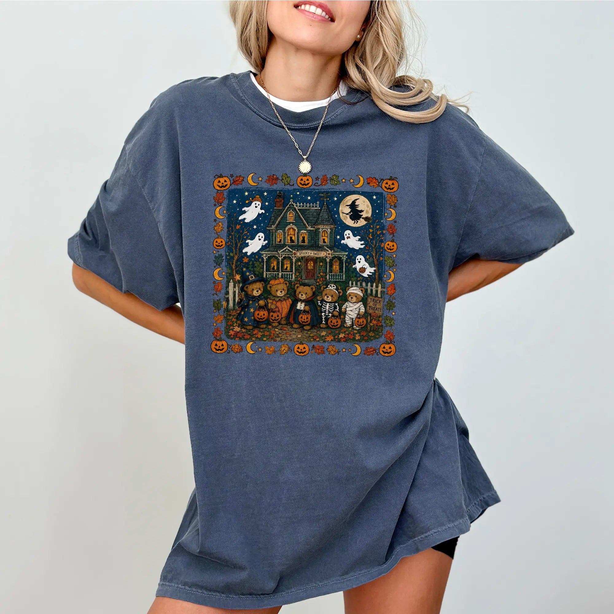 🎃Vintage Halloween Teddy Bear Graphic T-Shirt/Sweatshirt/Hoodie – Haunted House Trick or Treat Cotton Tee