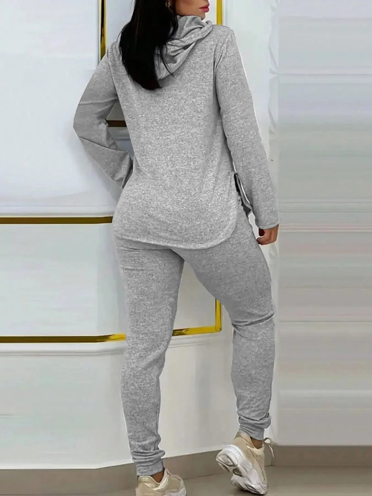 Women's 2-Piece Hooded Lounge Set – Long Sleeve Pullover Hoodie & Slim Jogger Pants Casual Matching Outfit