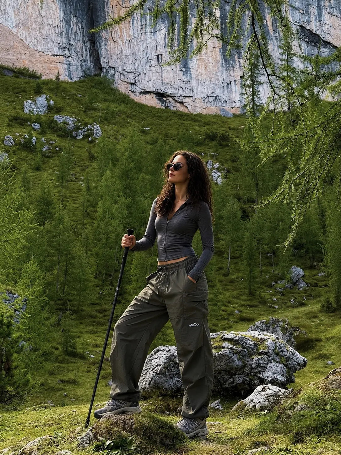 Unisex Lightweight Hiking Pants – Quick Dry Water Resistant Loose Fit Cargo Pants with Pockets