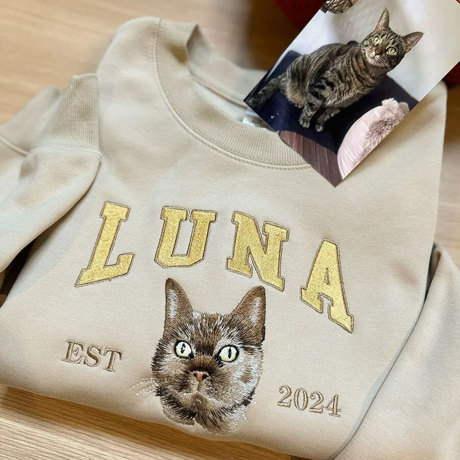 Personalized Embroidered Sweatshirt with Pet Portraits and Names