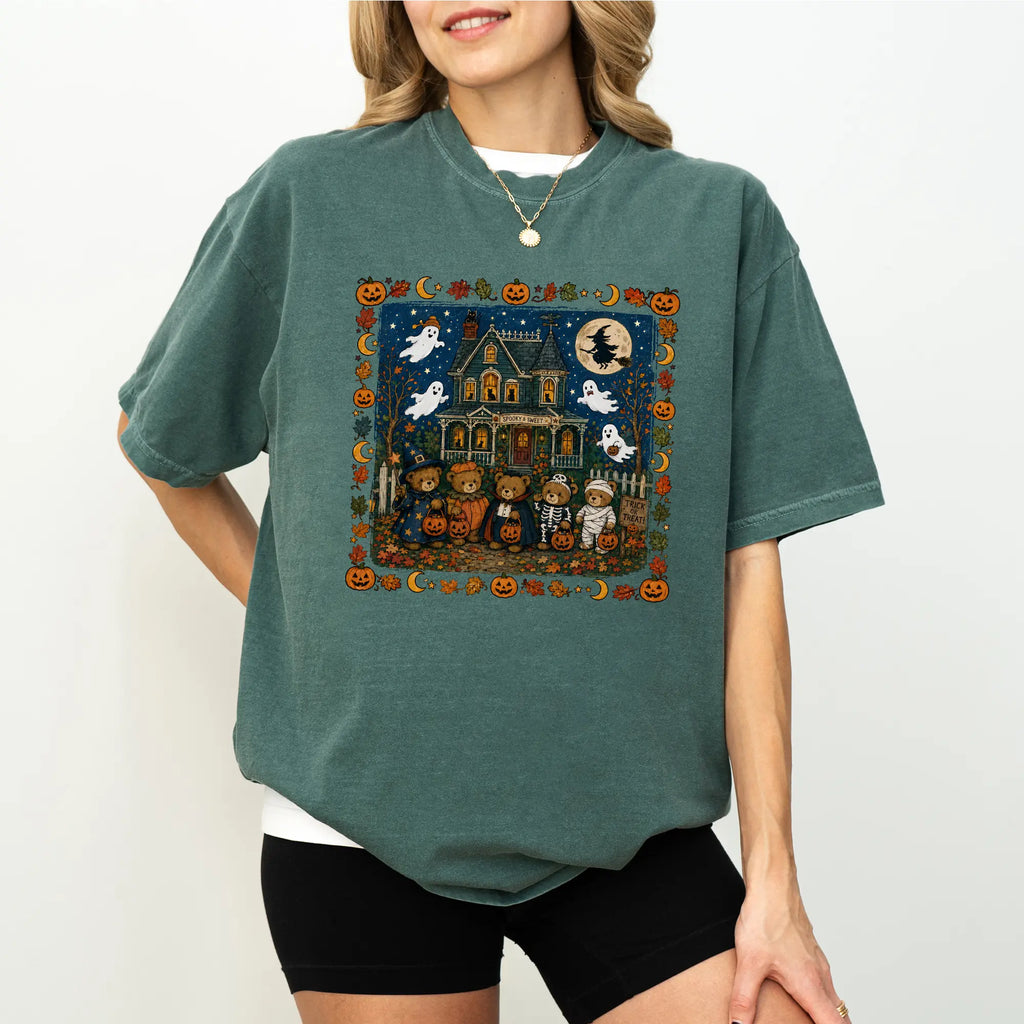 🎃Vintage Halloween Teddy Bear Graphic T-Shirt/Sweatshirt/Hoodie – Haunted House Trick or Treat Cotton Tee