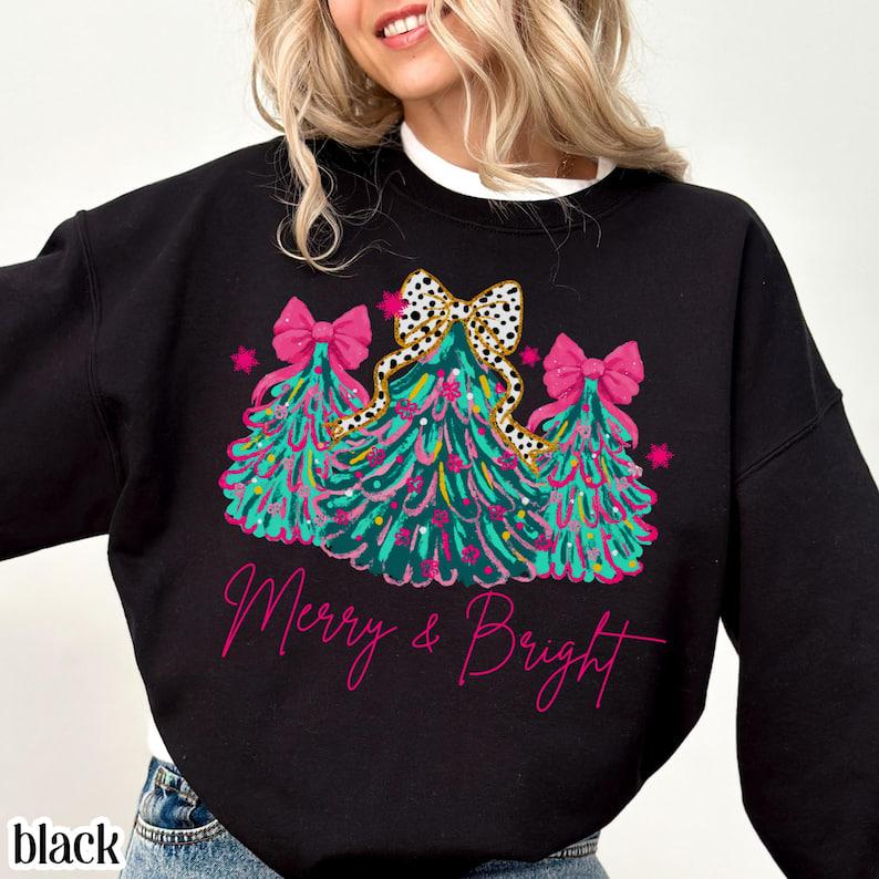 Christmas Sweatshirt Merry & Bright Xmas Tree, Pink Holiday Pullover with Festive Bow and Lights, Cute Jolly Tee, Merry Christmas Mom Crewneck Apparel Cotton