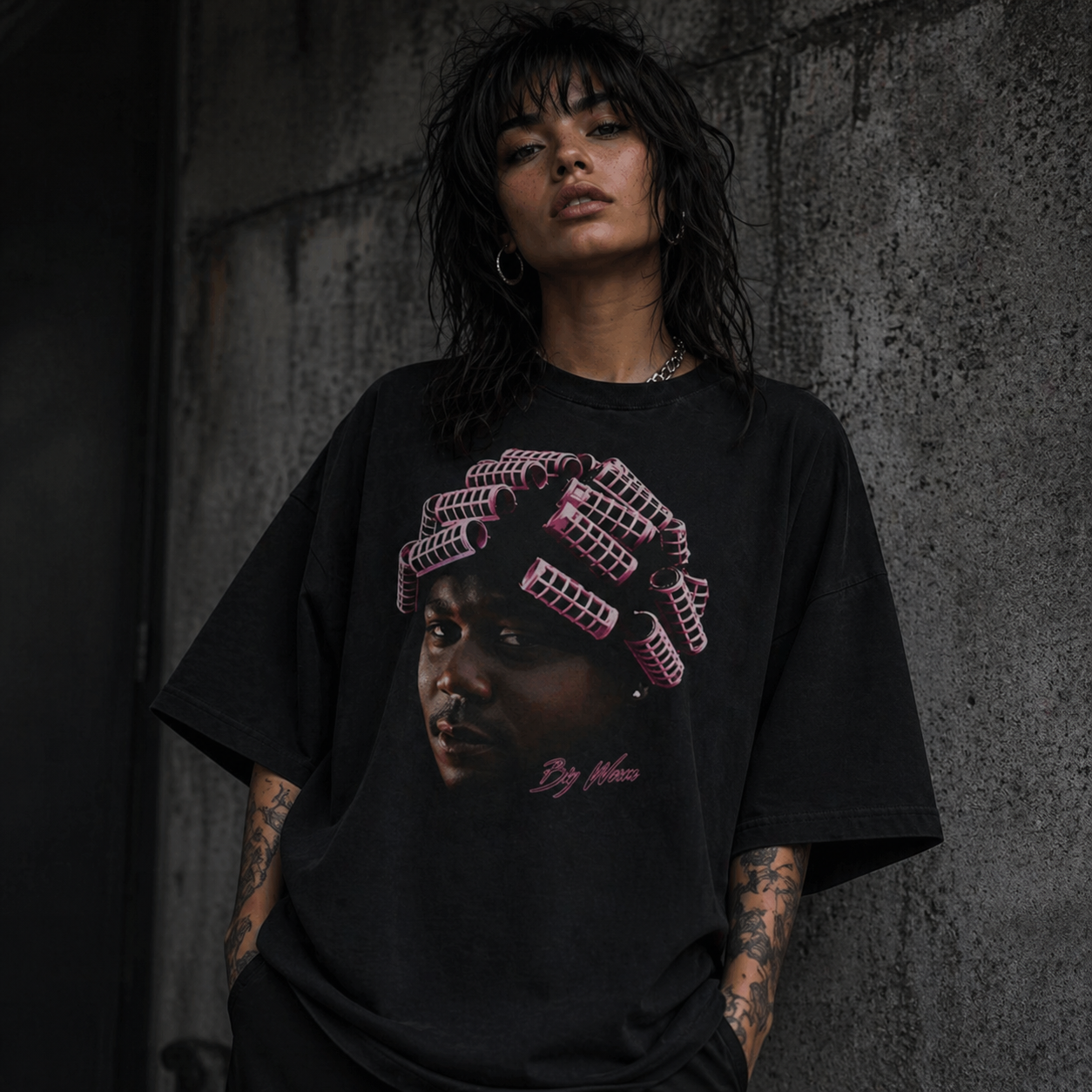 Vintage 90s Graphic T Shirt with Big Worm Design Classic T-Shirt/Sweatshirt/Hoodie – Vintage Hair Roller Graphic Tee