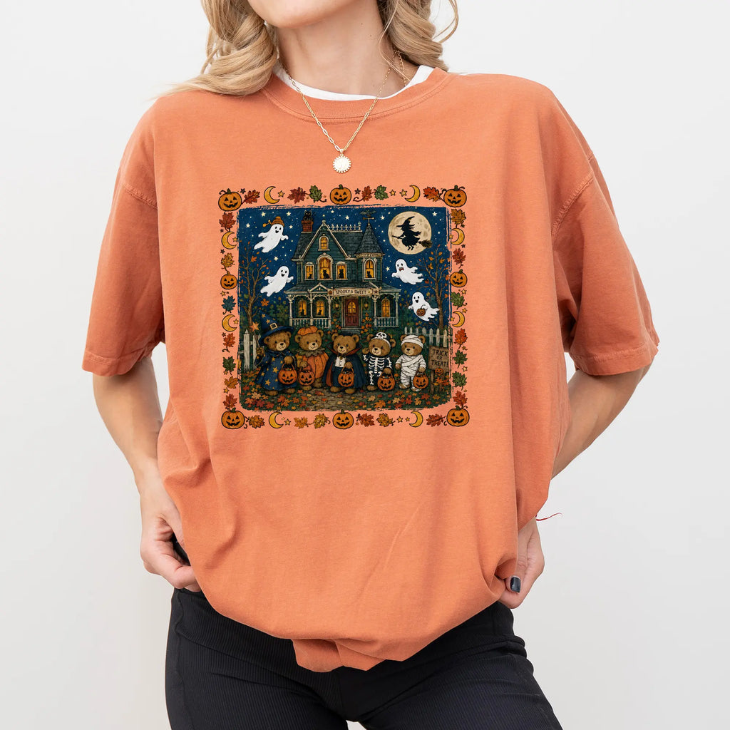 🎃Vintage Halloween Teddy Bear Graphic T-Shirt/Sweatshirt/Hoodie – Haunted House Trick or Treat Cotton Tee