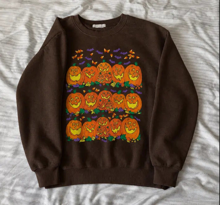 🎃Retro Halloween Pumpkin Sweatshirt/Hoodie/T-Shirt – Vintage Jack-O’-Lantern Graphic Crewneck
